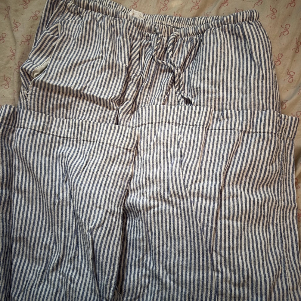 Cotton On Women's Striped Blue and White Wide Leg Pants